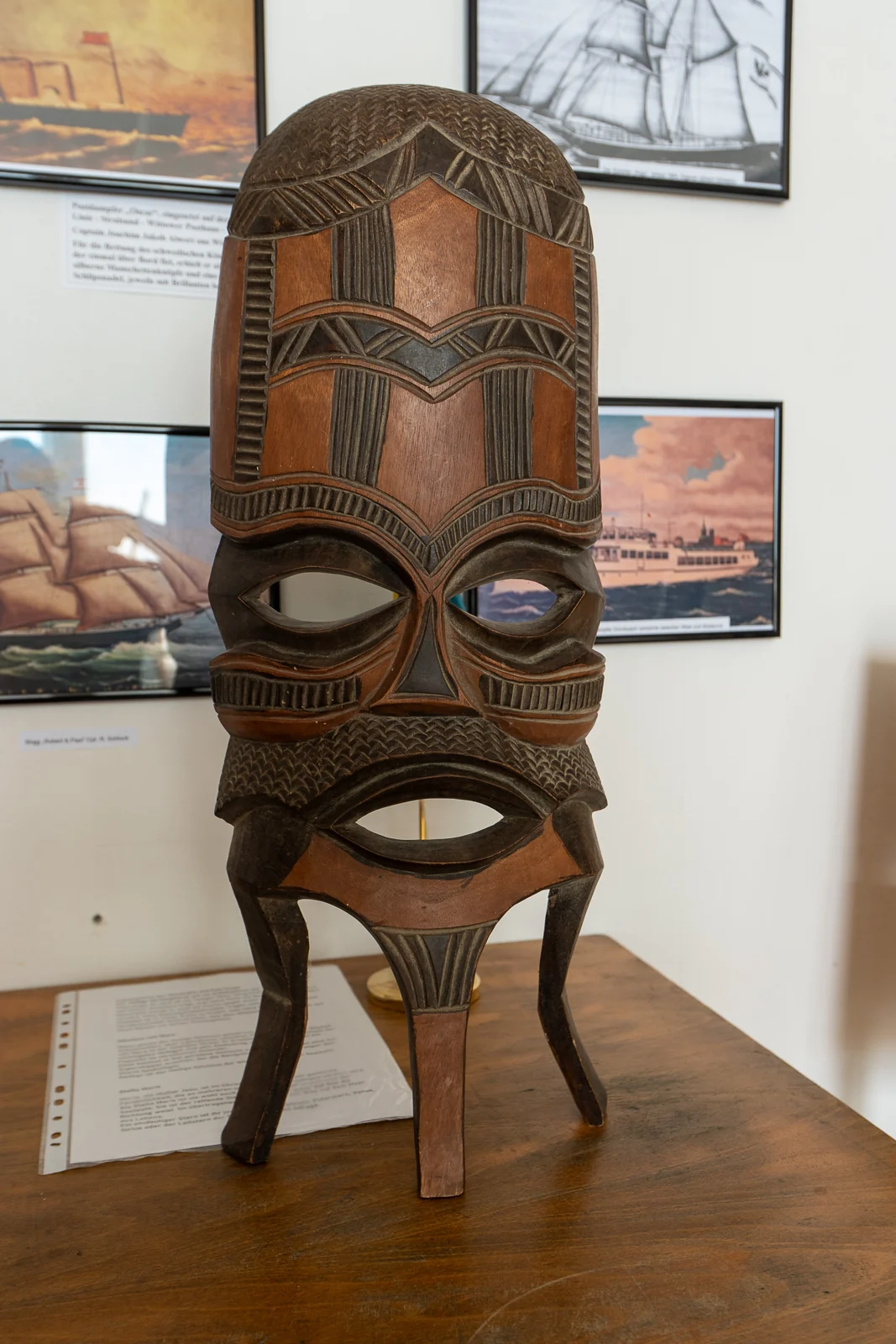 Eine geschnitzte Maske
